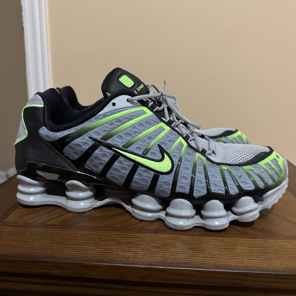 Nike Shox Black and Lime Sneakers